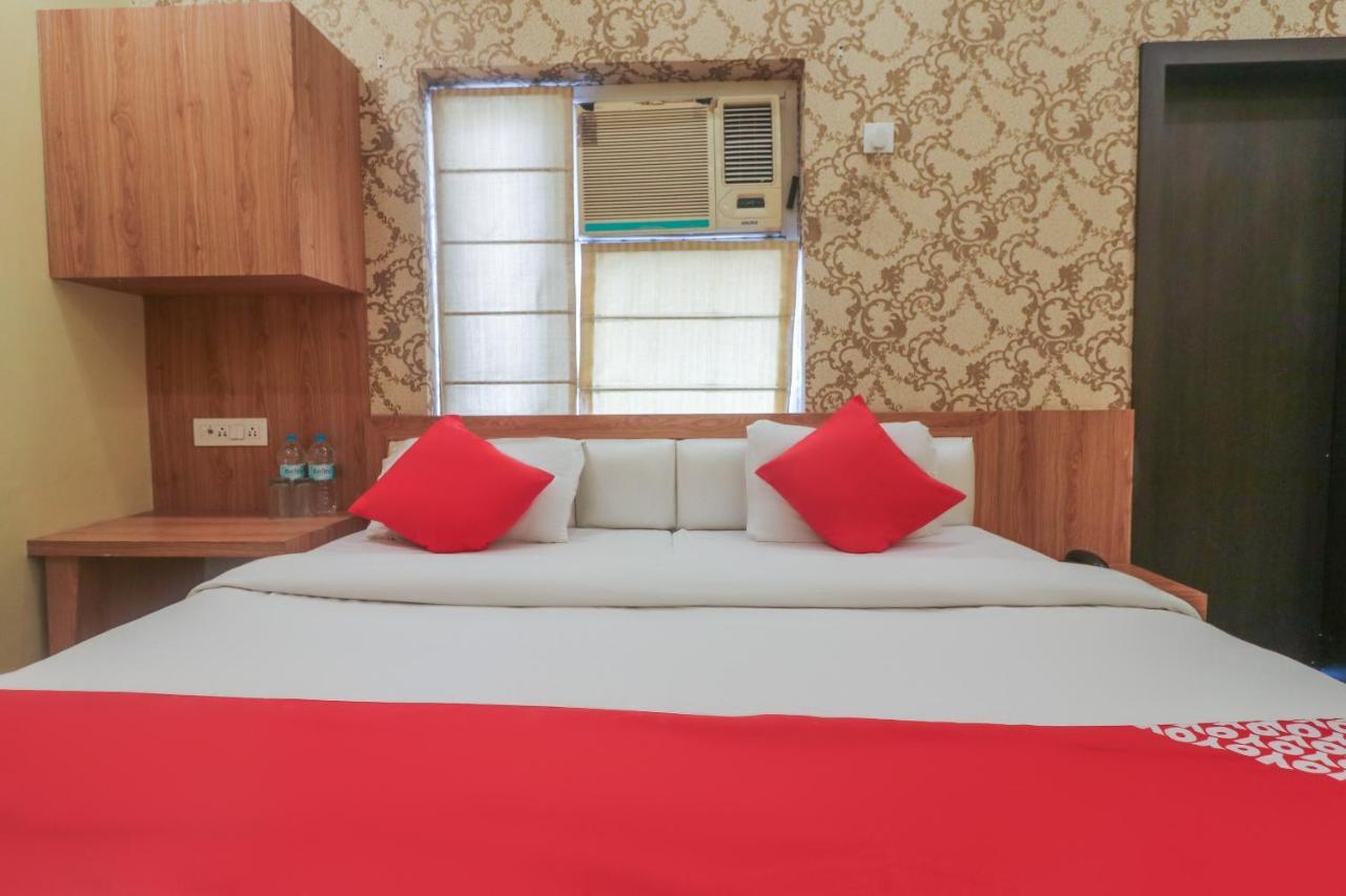 Oyo 60651 Hotel Arya 瓦拉纳西 外观 照片