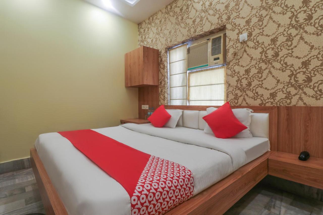Oyo 60651 Hotel Arya 瓦拉纳西 外观 照片